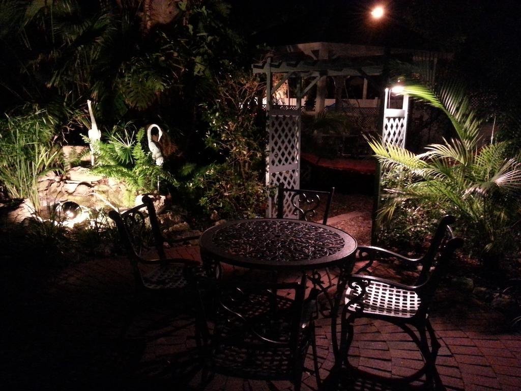 Duval House Acomodação com café da manhã Key West Exterior foto